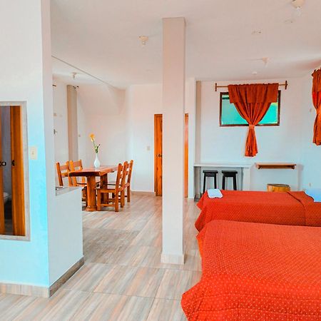 Suites En El Centro Puerto Ayora  Eksteriør billede