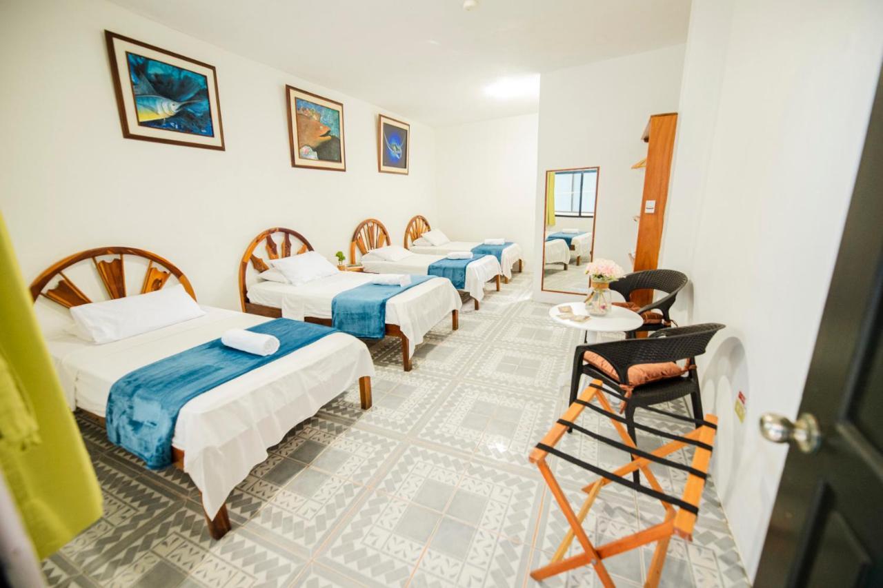 Suites En El Centro Puerto Ayora  Eksteriør billede