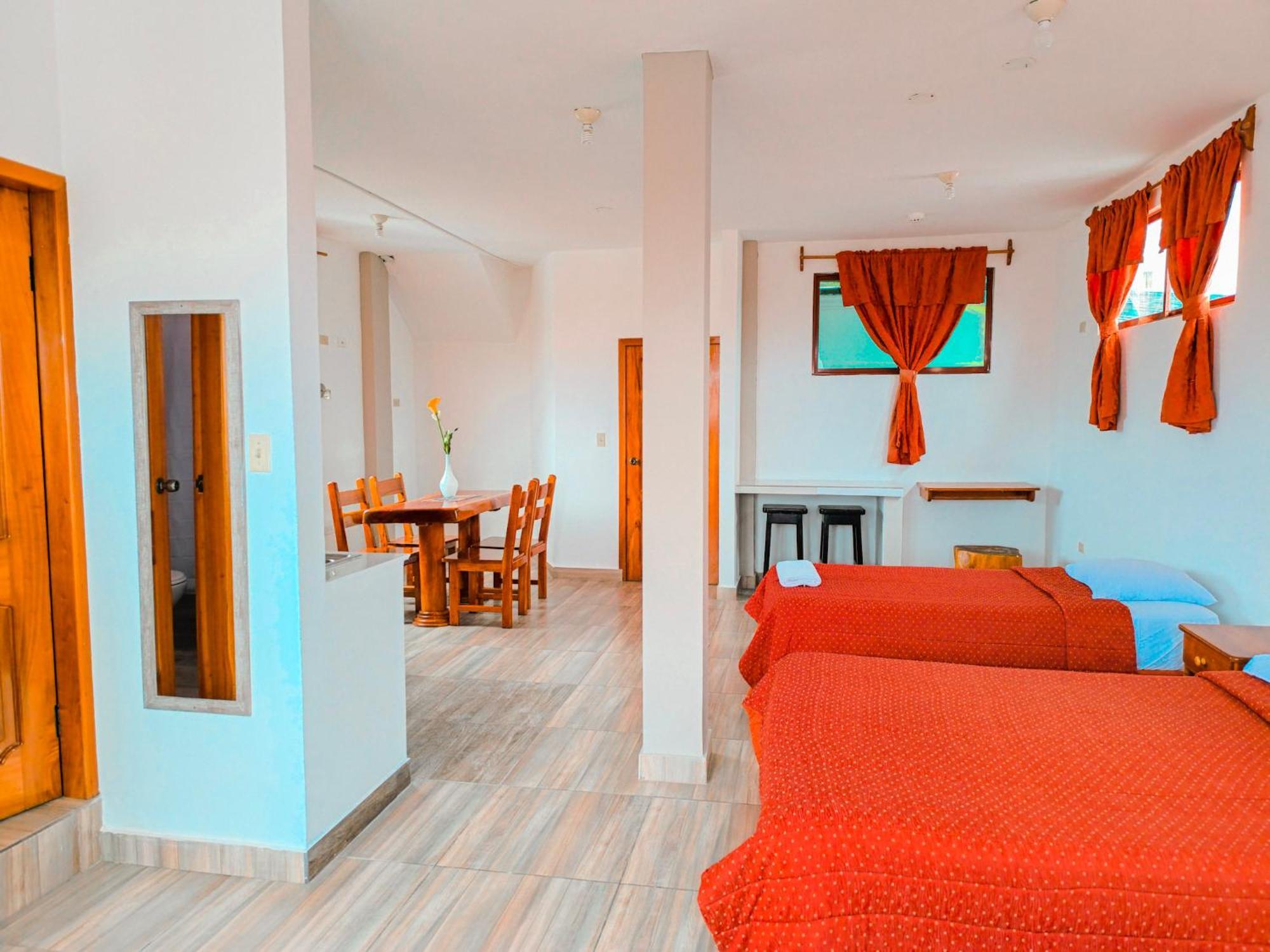 Suites En El Centro Puerto Ayora  Eksteriør billede