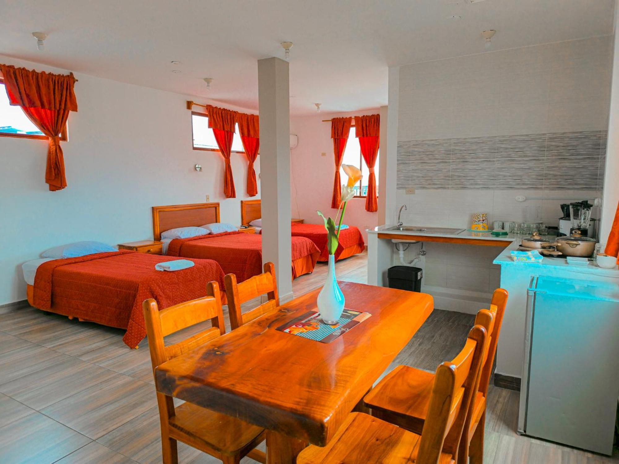 Suites En El Centro Puerto Ayora  Eksteriør billede